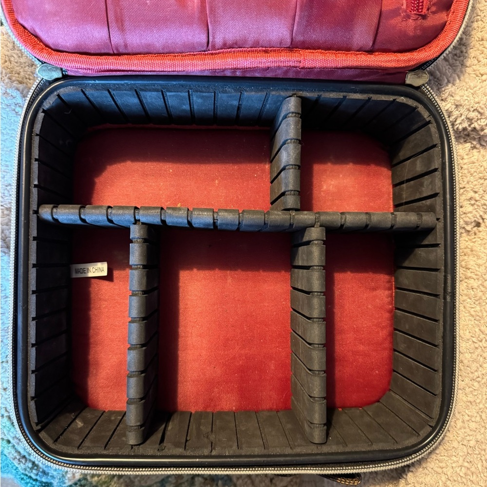 Checkered Brown Makeup Bag - Picture 3 of 4